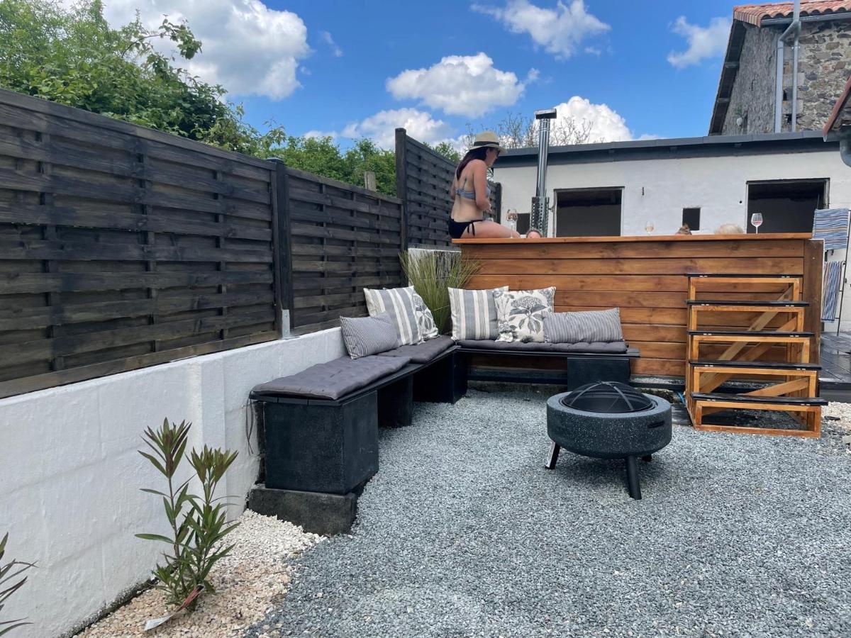 Beautiful Cottage With Private Plunge Pool/Hot Tub - 40 Mins From Puy Du Fou La Chapelle-Saint-Etienne Eksteriør billede