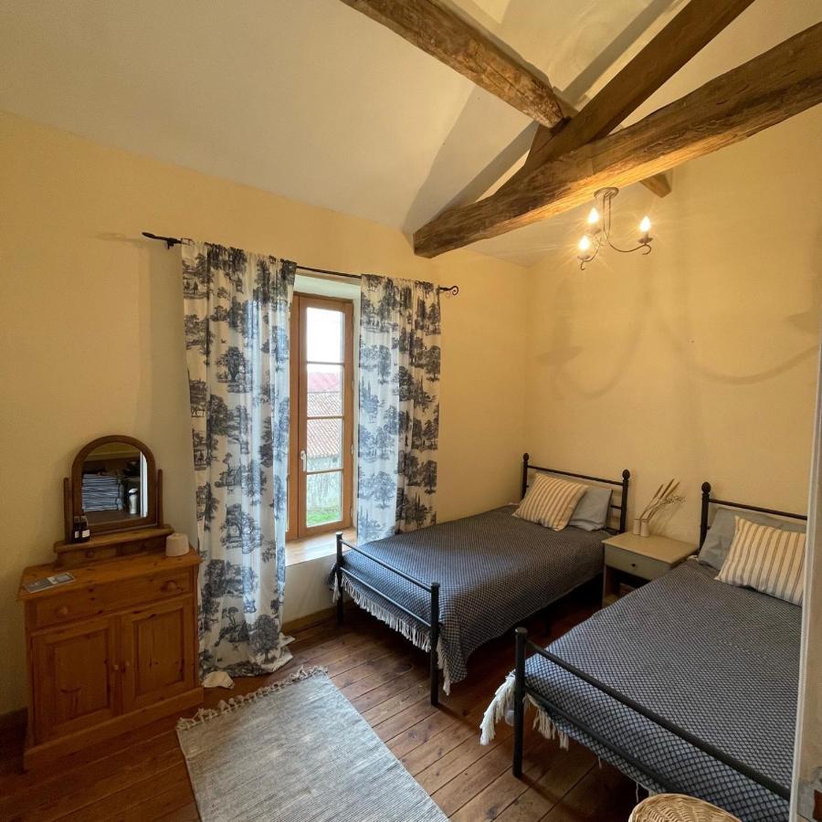 Beautiful Cottage With Private Plunge Pool/Hot Tub - 40 Mins From Puy Du Fou La Chapelle-Saint-Etienne Eksteriør billede