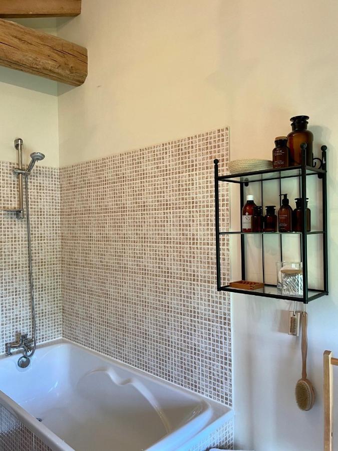 Beautiful Cottage With Private Plunge Pool/Hot Tub - 40 Mins From Puy Du Fou La Chapelle-Saint-Etienne Eksteriør billede